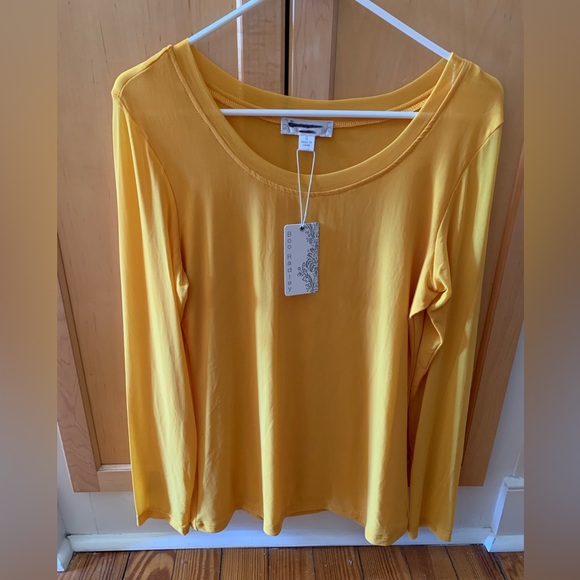 Boo Radley Tops - Boo Radley Yellow Long Sleeve Mesh Top Size Small